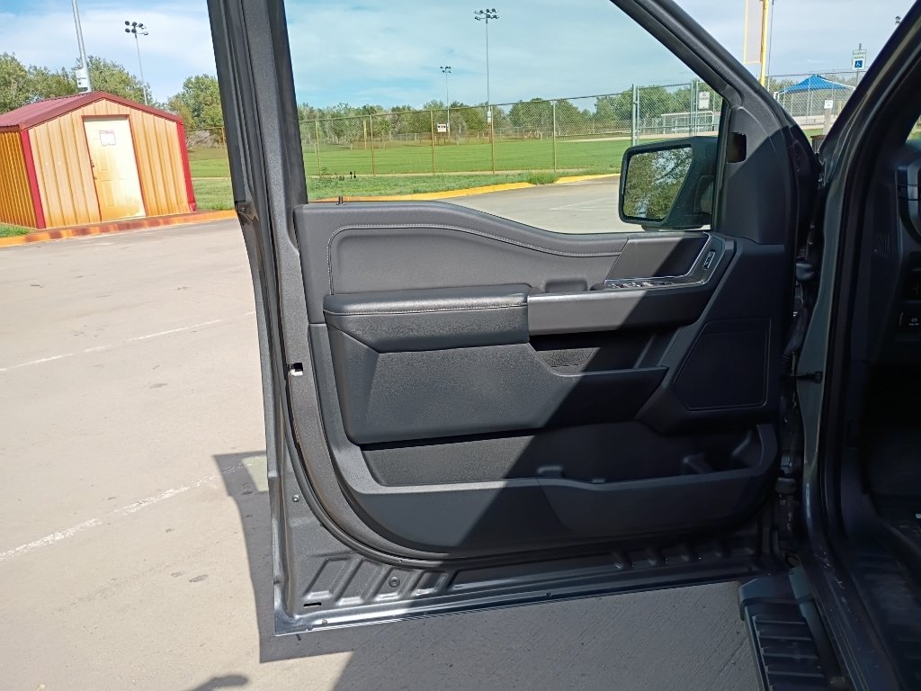 Used 2024 Carbonized Gray Metallic Ford XLT image 22