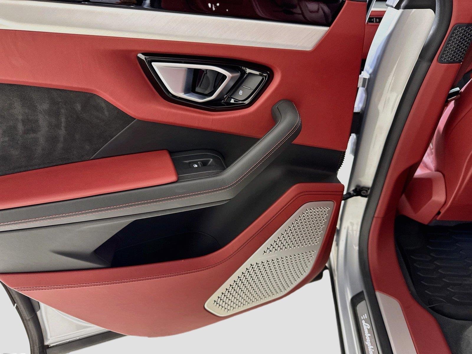 Used 2022 Grigio Nimbus Matt/Verde Scandal Lamborghini Graphite Capsule image 23