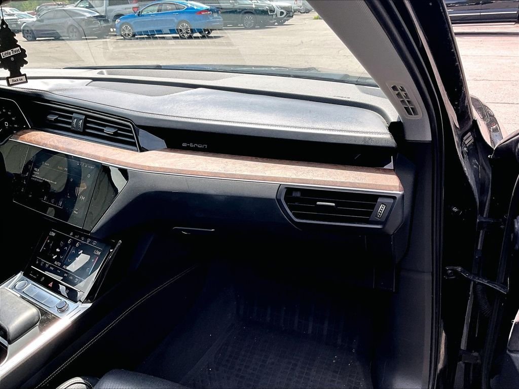 Used 2019 Black Metallic Audi Prestige image 13