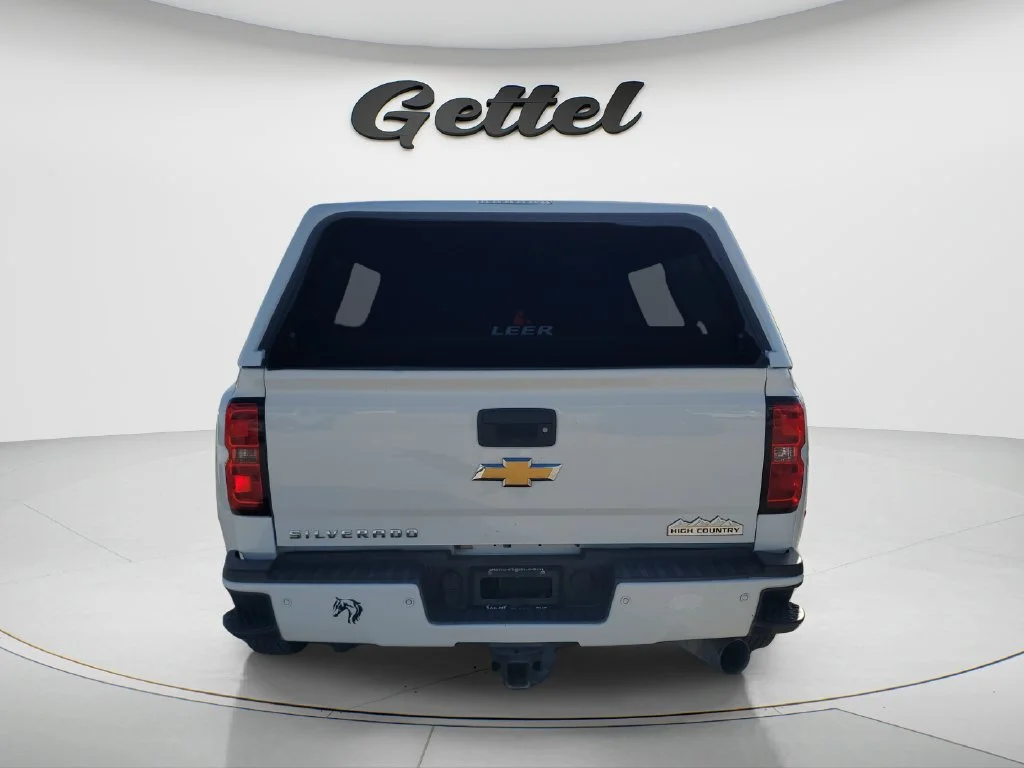 Used 2019 SUMMIT WHITE Chevrolet High Country image 4