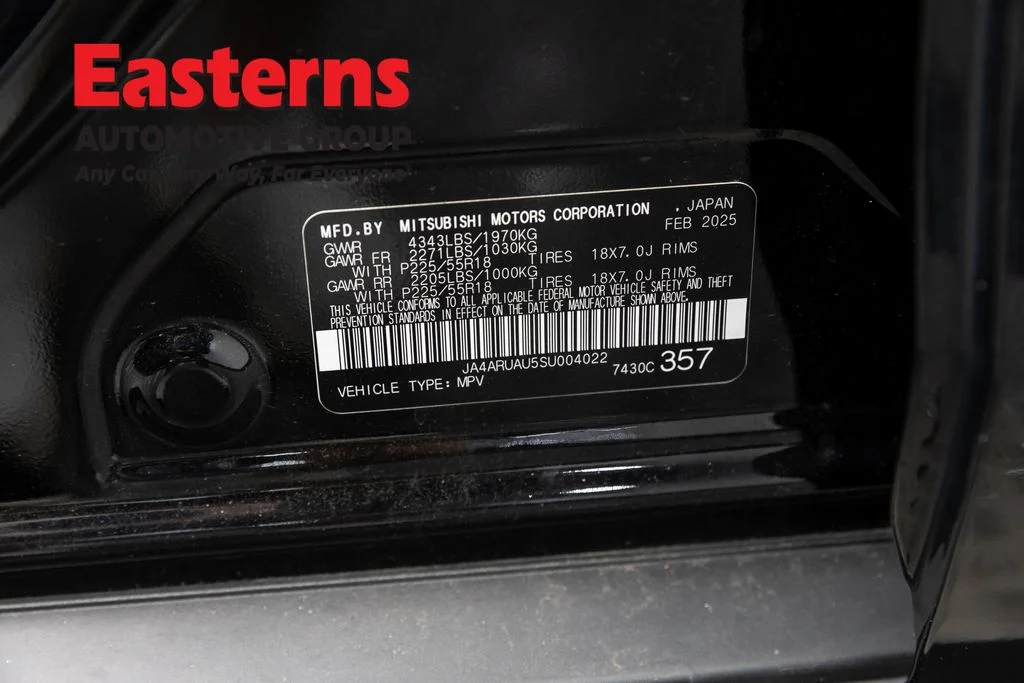 Used 2025 Black Mitsubishi 2.0 ES image 34