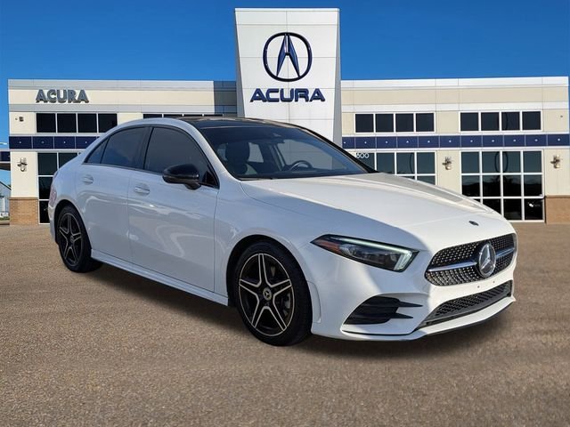 2022 Mercedes-Benz A-Class A220