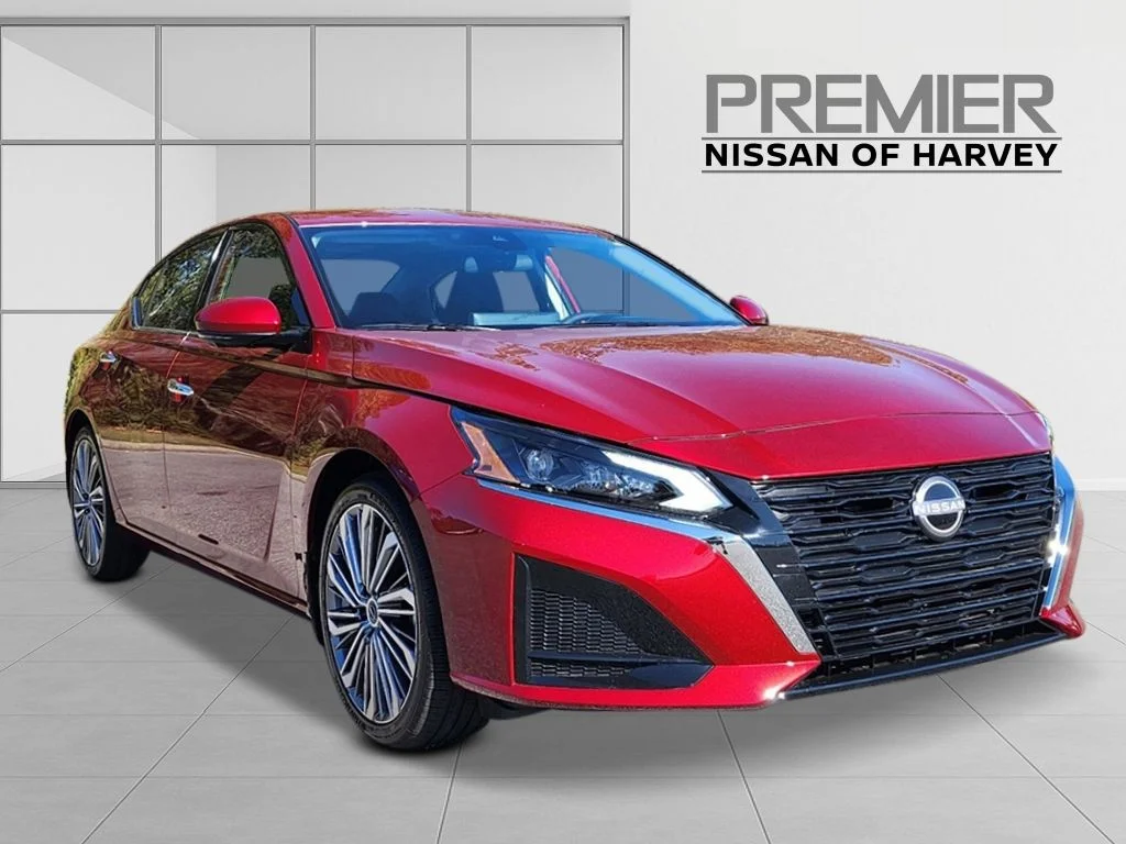 2025 Nissan Altima SL - Photo 7