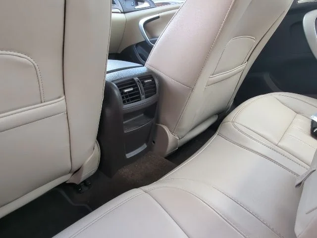 Used 2015 Red Buick Turbo image 24