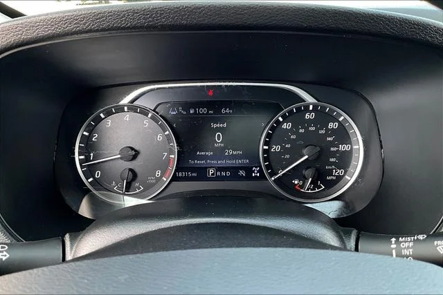 Used 2024 Green Nissan SV image 14