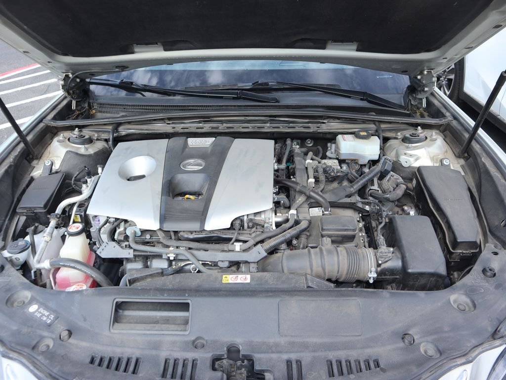 Used 2019 Beige Metallic Lexus 300h image 12