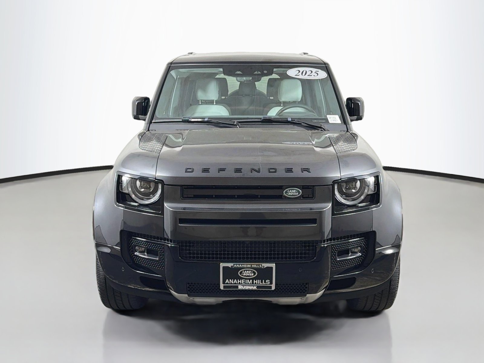 Certified Used 2025 Carpathian Gray Premium Metallic Land Rover X-Dynamic SE image 8