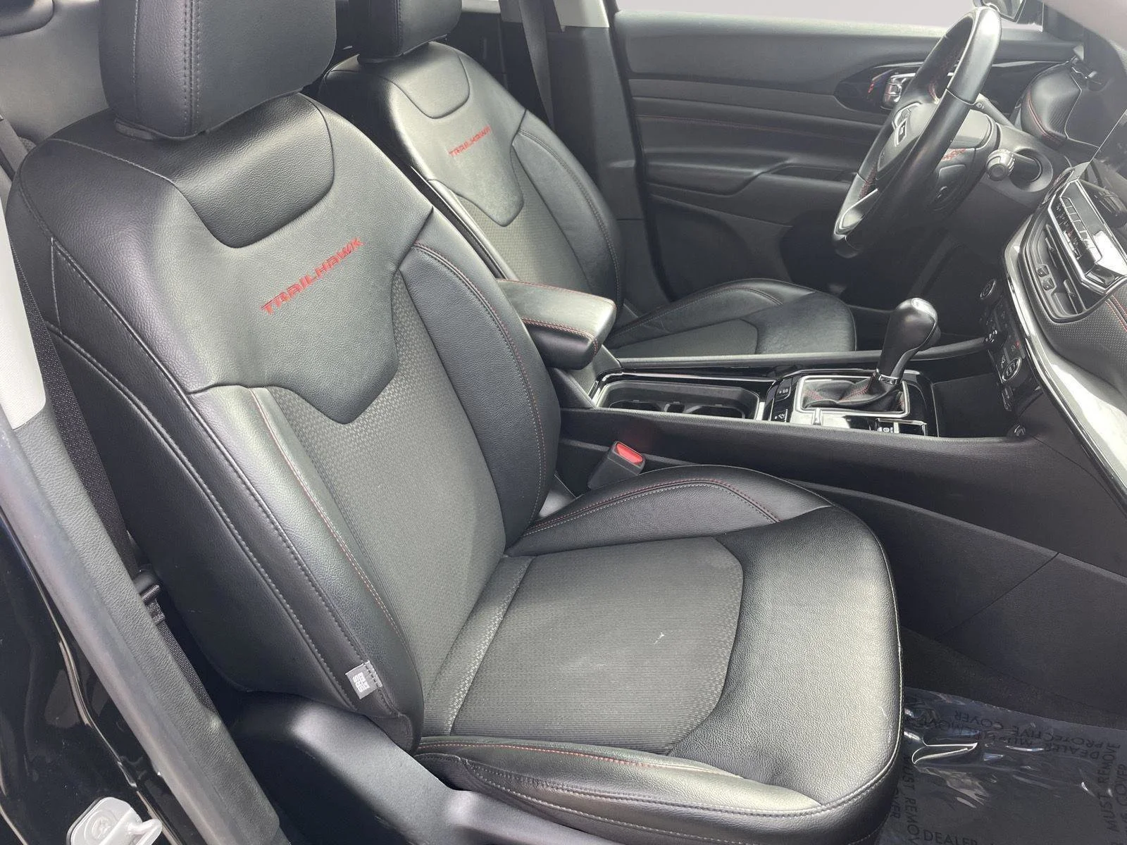 Used 2022 Diamond Black Crystal Pearlcoat Jeep Trailhawk image 28