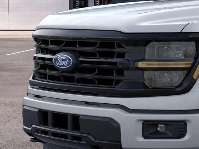 New 2026 Silver Metallic Ford XLT image 17