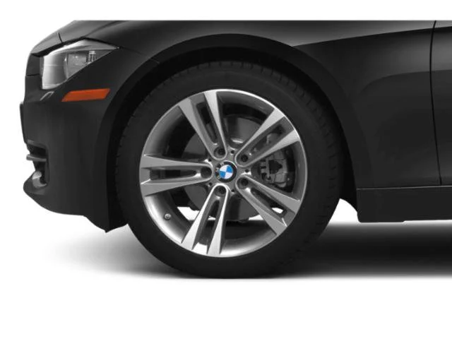 Used 2015 Gray BMW 320i xDrive image 11