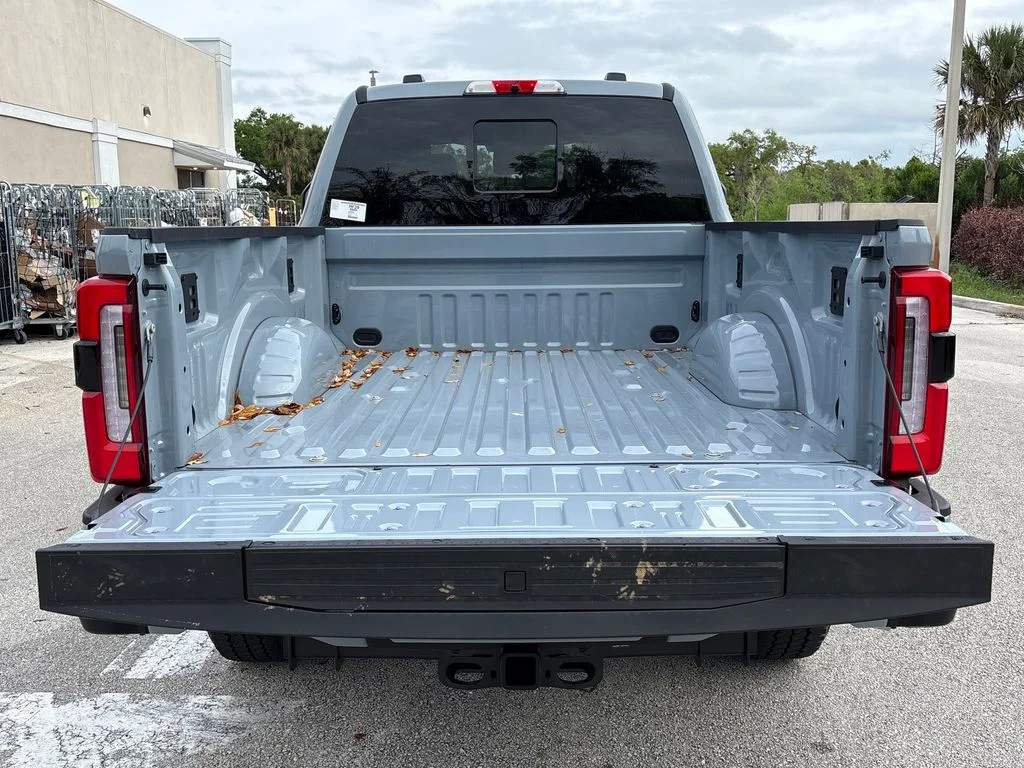 New 2026 Gray Ford Platinum image 9