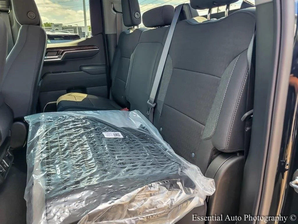 2026 GMC Sierra 1500 SLE - Photo 11
