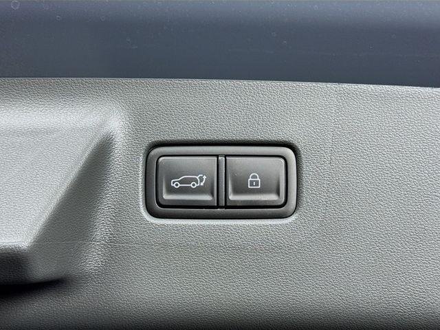 New 2026 Gray Hyundai SE image 38