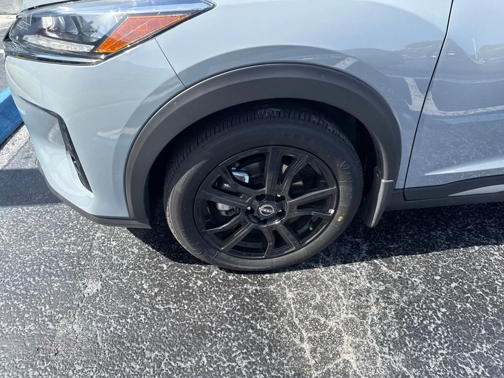 Certified Used 2024 Gray Nissan SR image 14