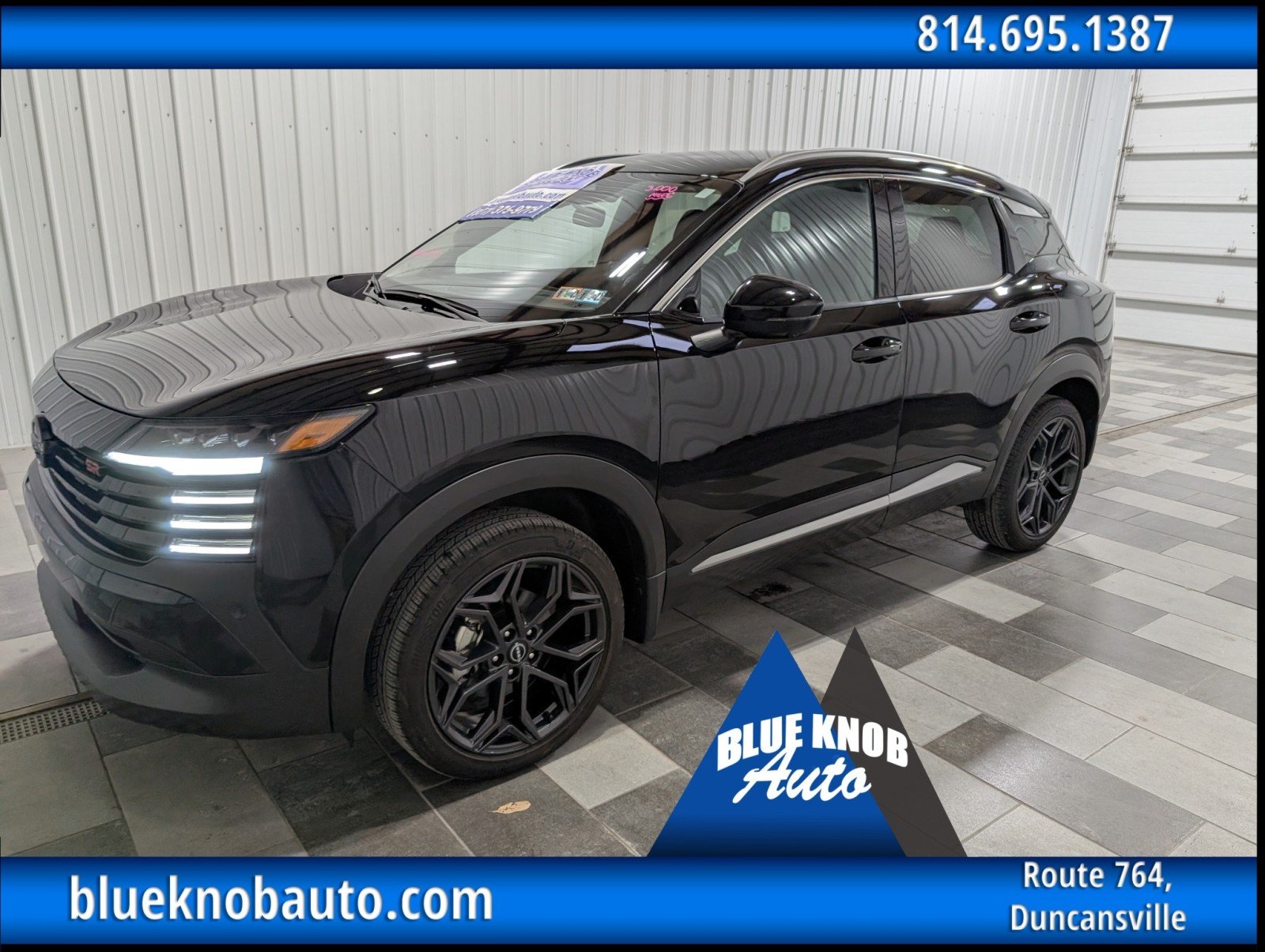 2025 Nissan Kicks SR