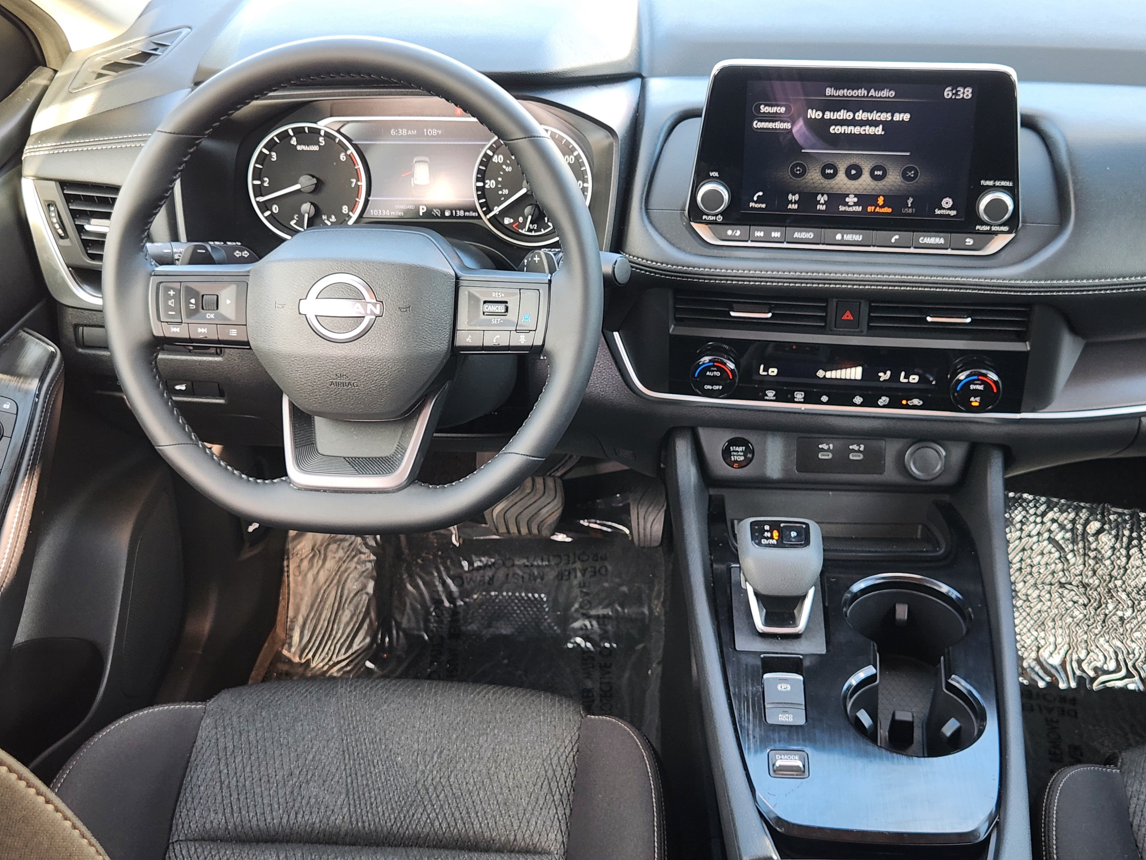 Used 2026 Everest White Pearl Tricoat Nissan SV image 25