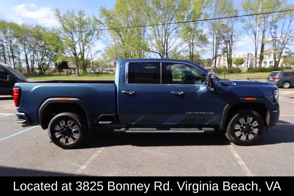 Used 2024 Blue GMC Denali image 6