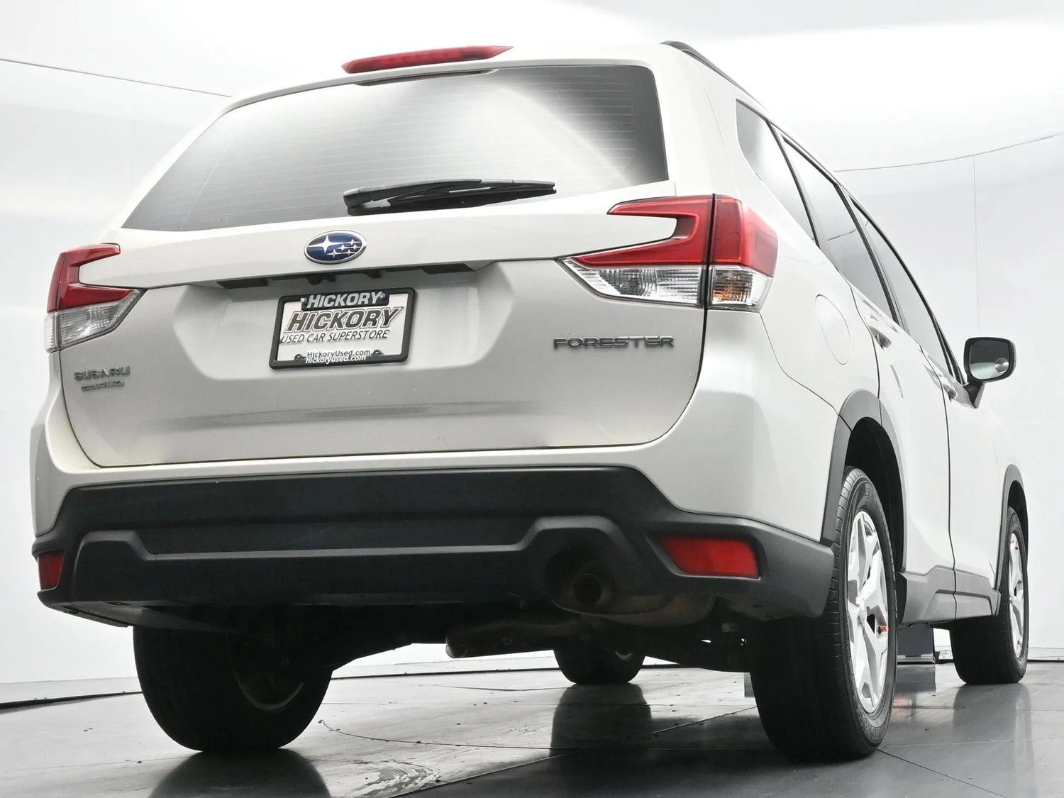 Used 2021 Crystal White Pearl Subaru Base image 46