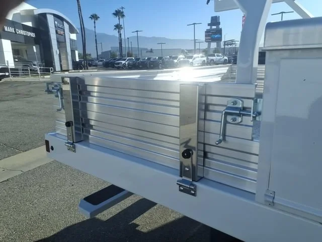 New 2026 Summit White GMC Pro image 13
