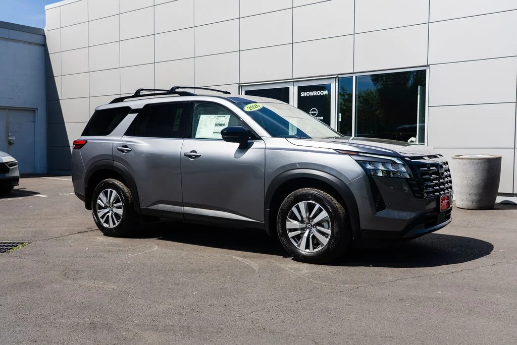New 2026 Gun Metallic Nissan SL image 29