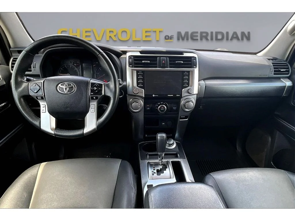 Used 2021  Toyota SR5 Premium image 13