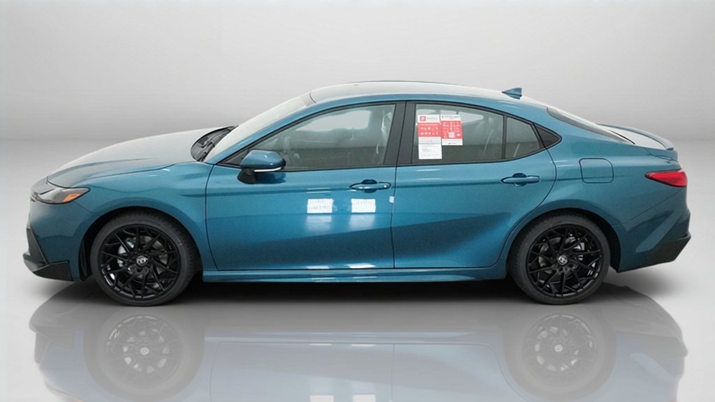 New 2026 Ocean Gem Toyota SE image 2