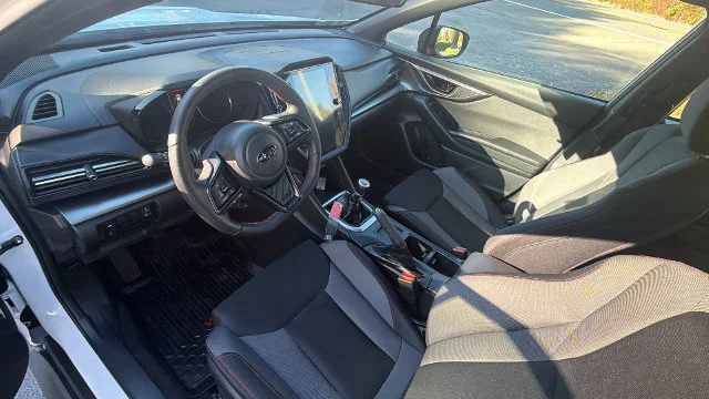 Used 2024 White Subaru Base image 17