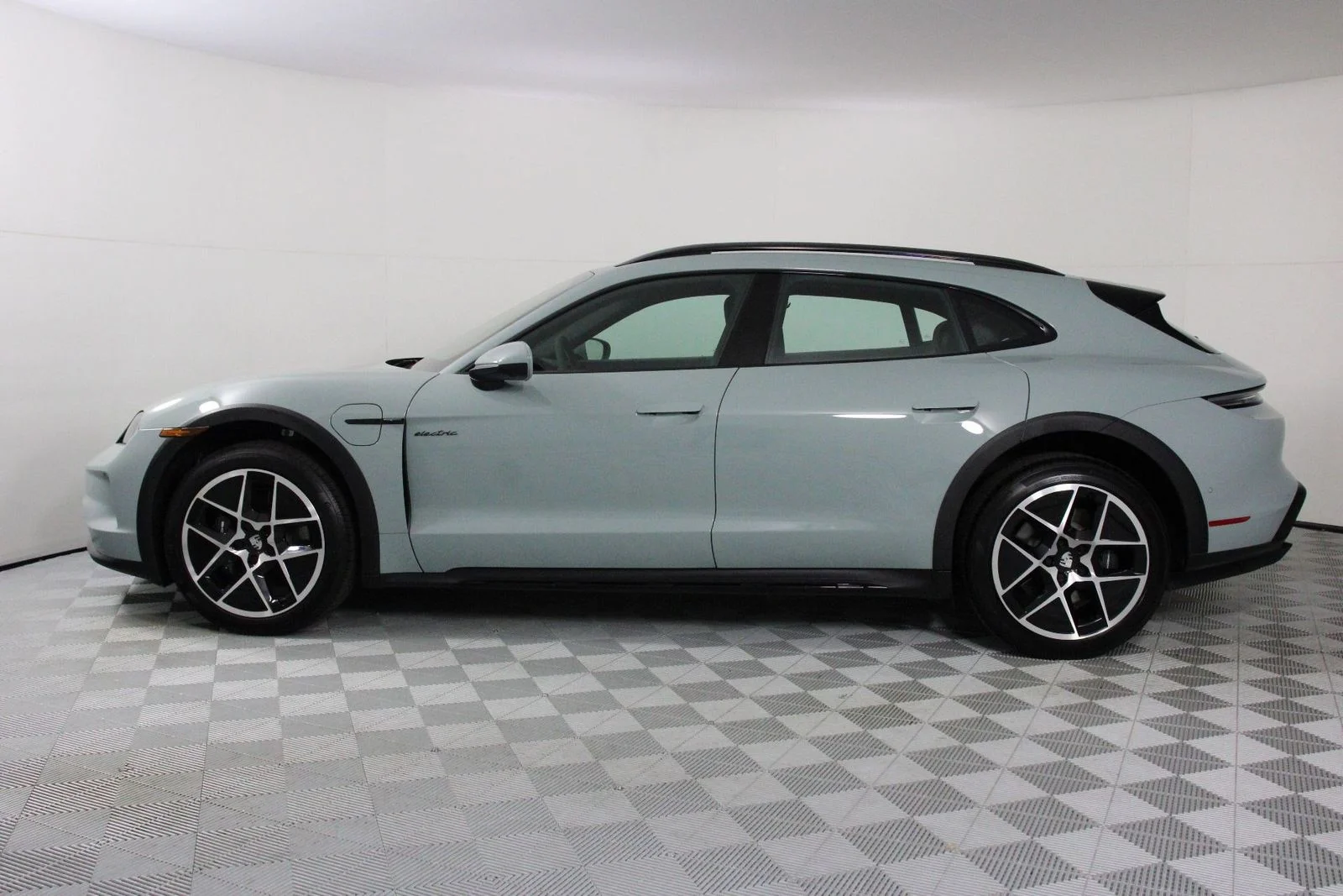 Certified 2025 Porsche Taycan Base with VIN WP0BA2Y14SSA66253 for sale in Pasadena, CA