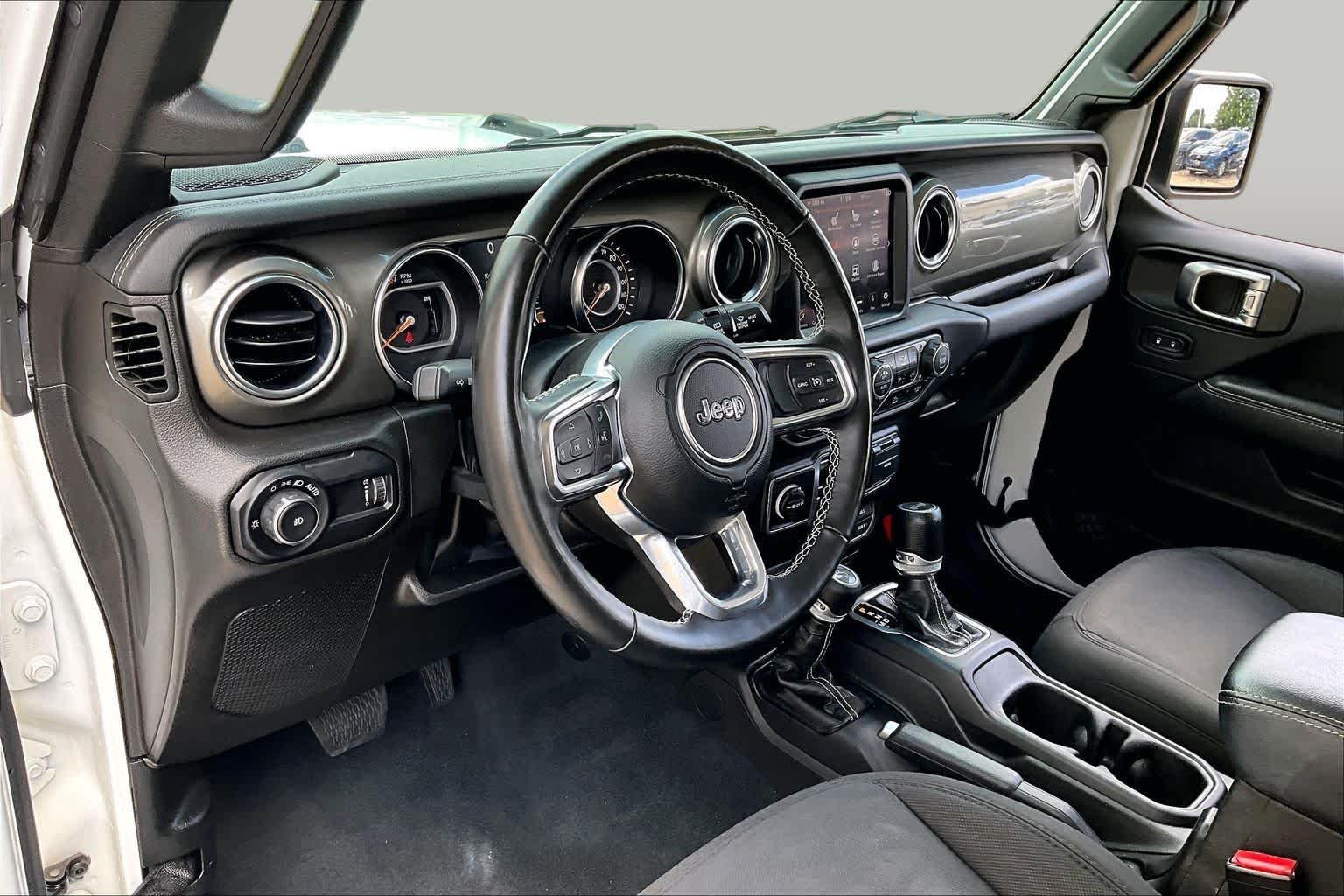 Used 2023 Bright White Clearcoat Jeep Sahara image 17
