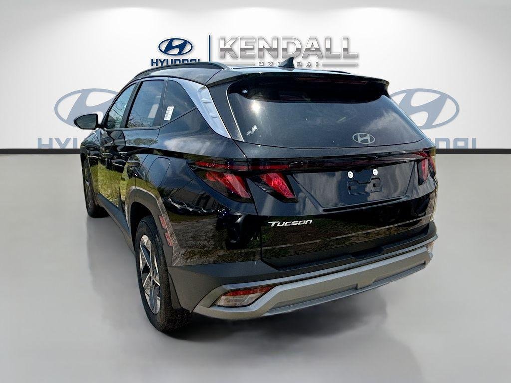 New 2026 Phantom Black Hyundai SEL FWD image 4