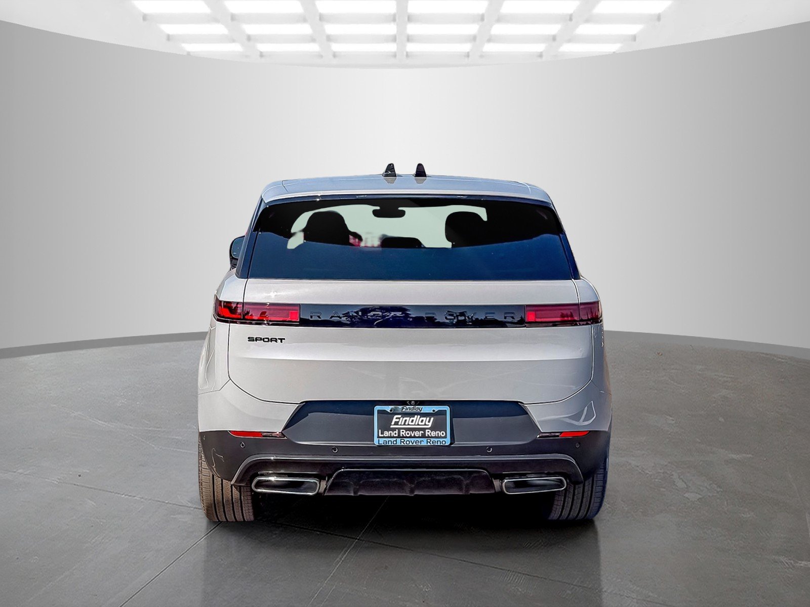 New 2026 Borasco Grey Land Rover SE image 4