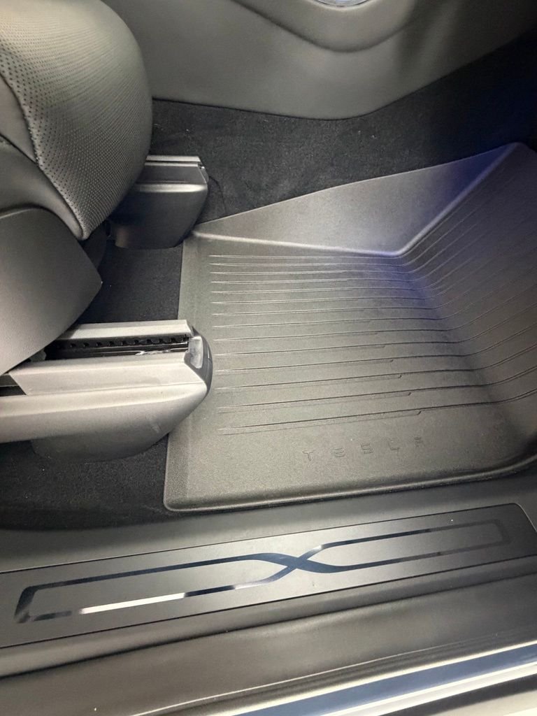 Used 2026 Blue Tesla Plaid image 58