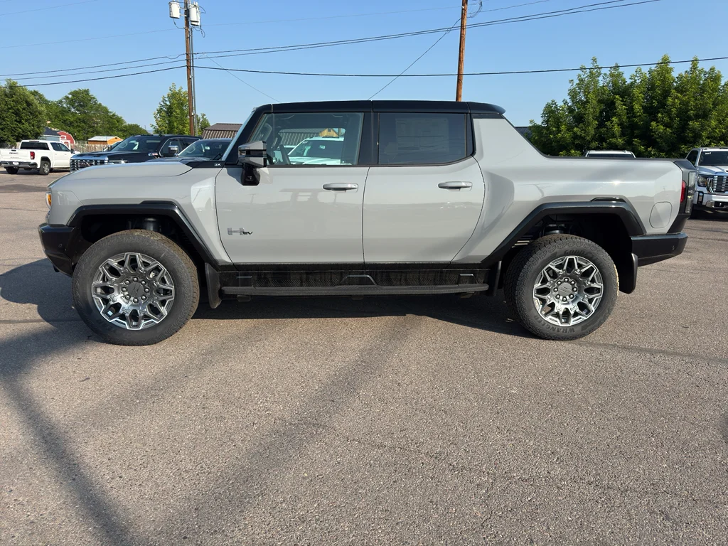 2025 GMC Hummer EV 3X's photo