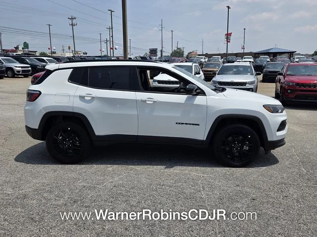 New 2026 Bright White Clearcoat Jeep Latitude image 14