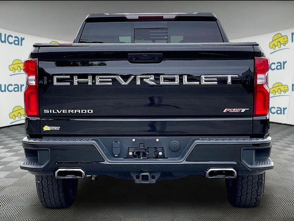 Used 2022 Black Chevrolet RST image 5