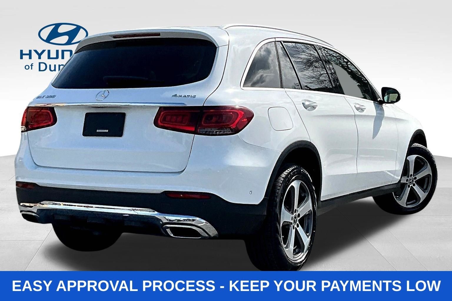 Used 2020 White Mercedes-Benz GLC 300 image 3