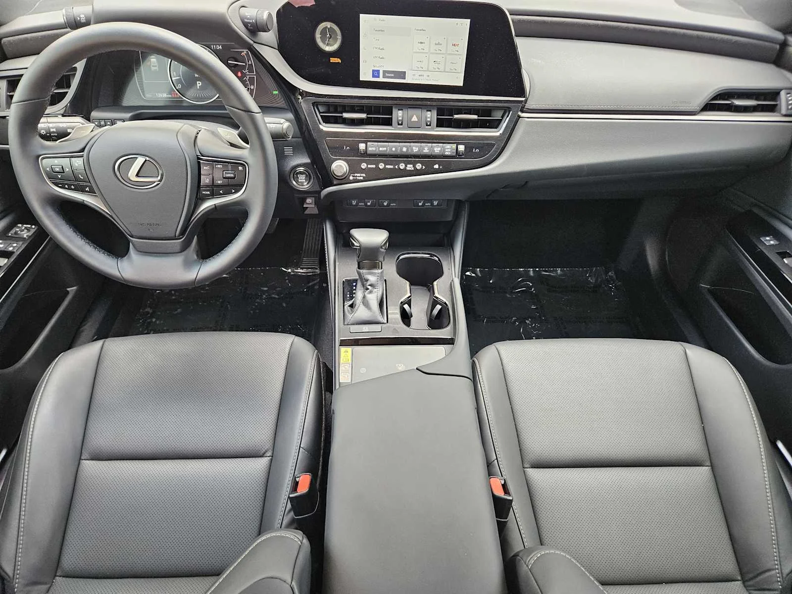 2025 Lexus ES 350 - Photo 21
