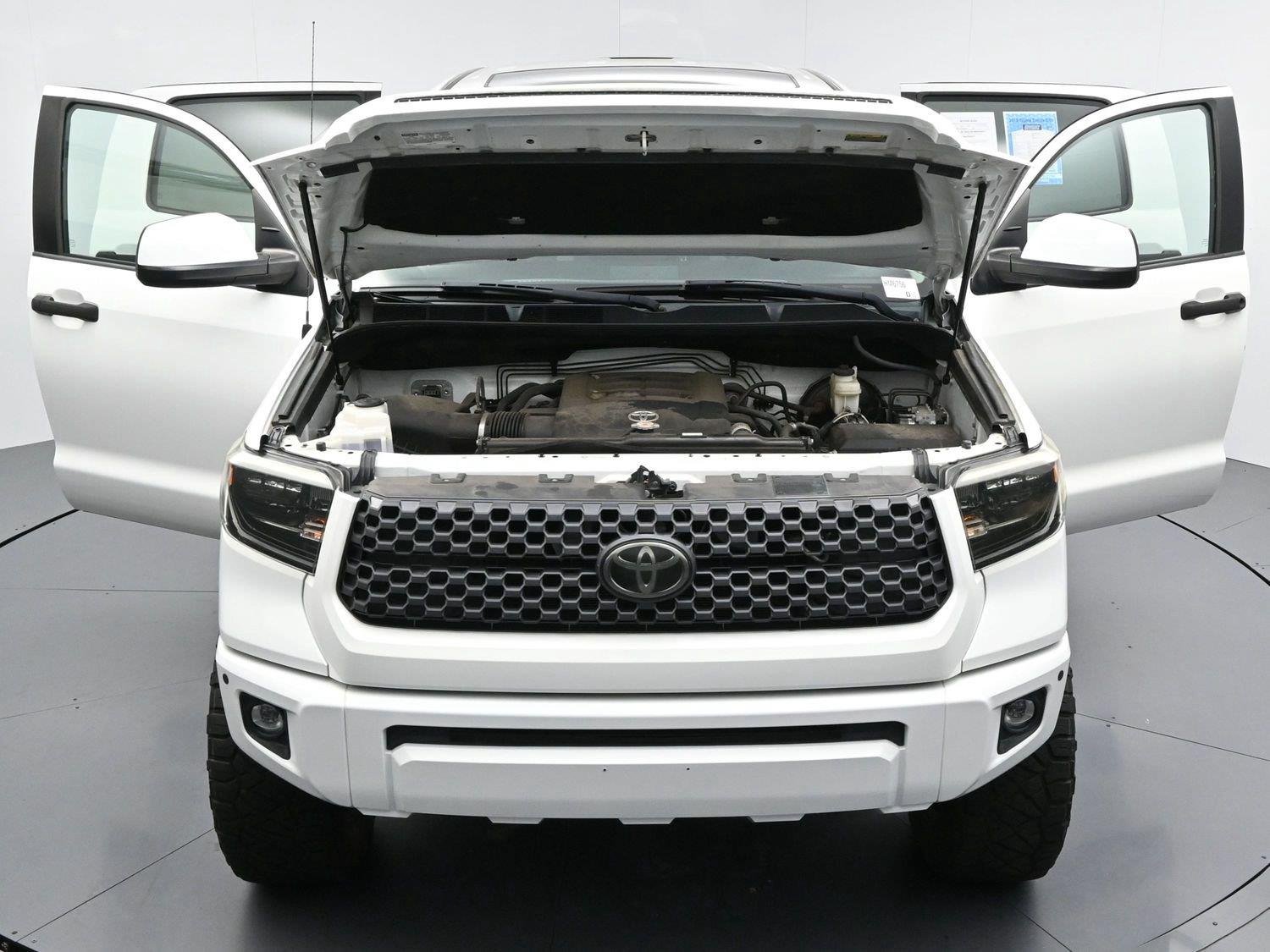 Used 2019 Super White Toyota SR5 image 38