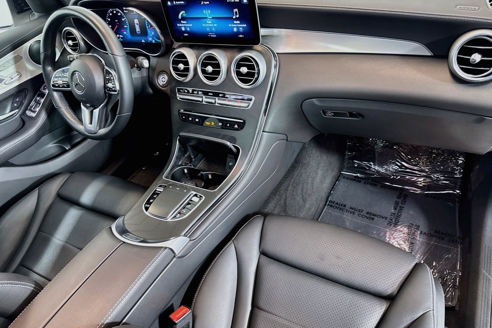 Certified Used 2023 Polar White Mercedes-Benz GLC 300 image 28