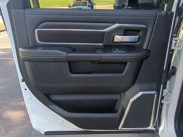 Used 2024 White Ram Laramie image 29