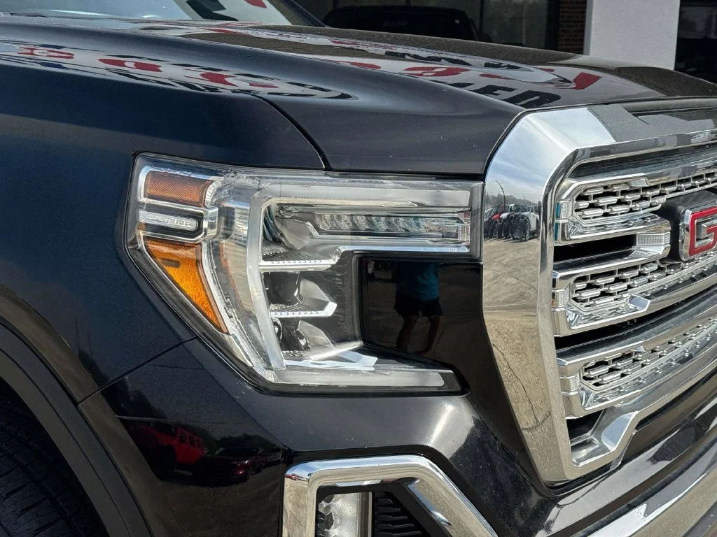 Used 2019 Black GMC SLT image 5