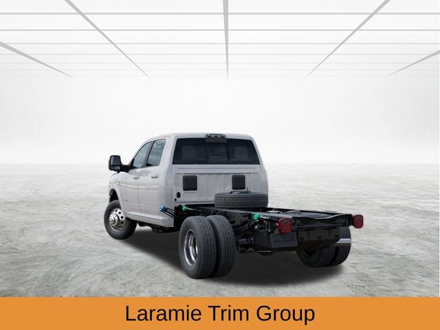 New 2026 Bright White Clearcoat RAM Tradesman image 4