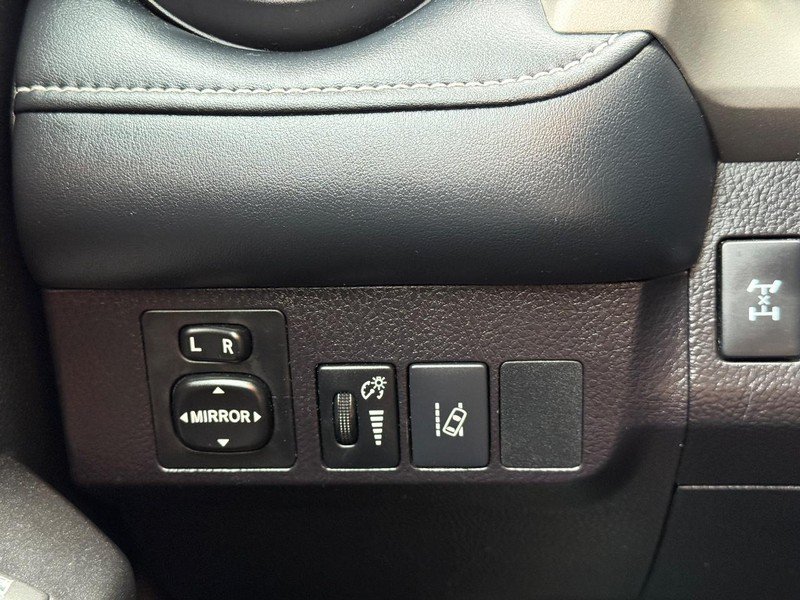 Used 2018 Black Currant Toyota XLE image 29
