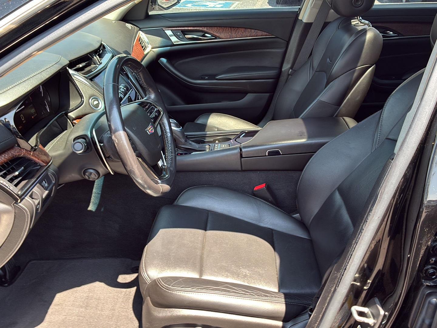 Used 2019 Black Raven Cadillac Luxury AWD image 12