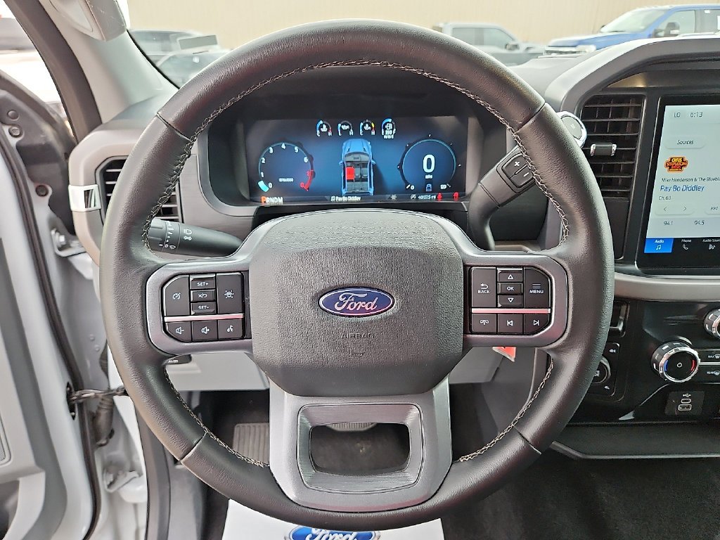 Used 2025 White Metallic Ford XLT image 21