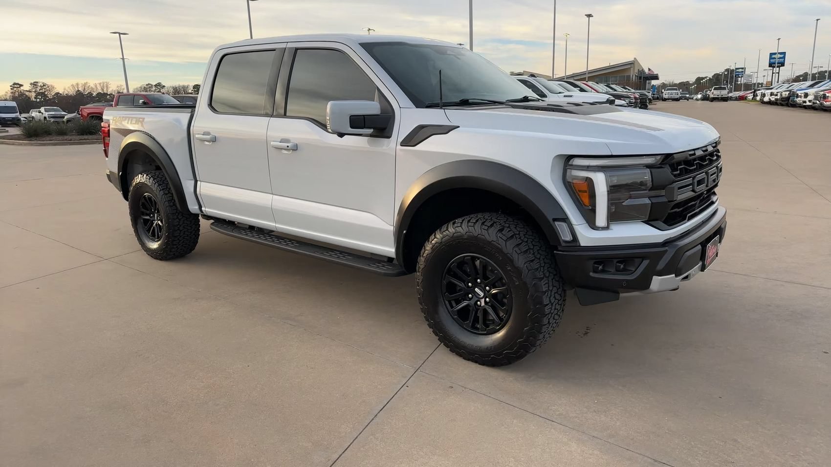 Used 2025 White Metallic Ford Raptor image 3