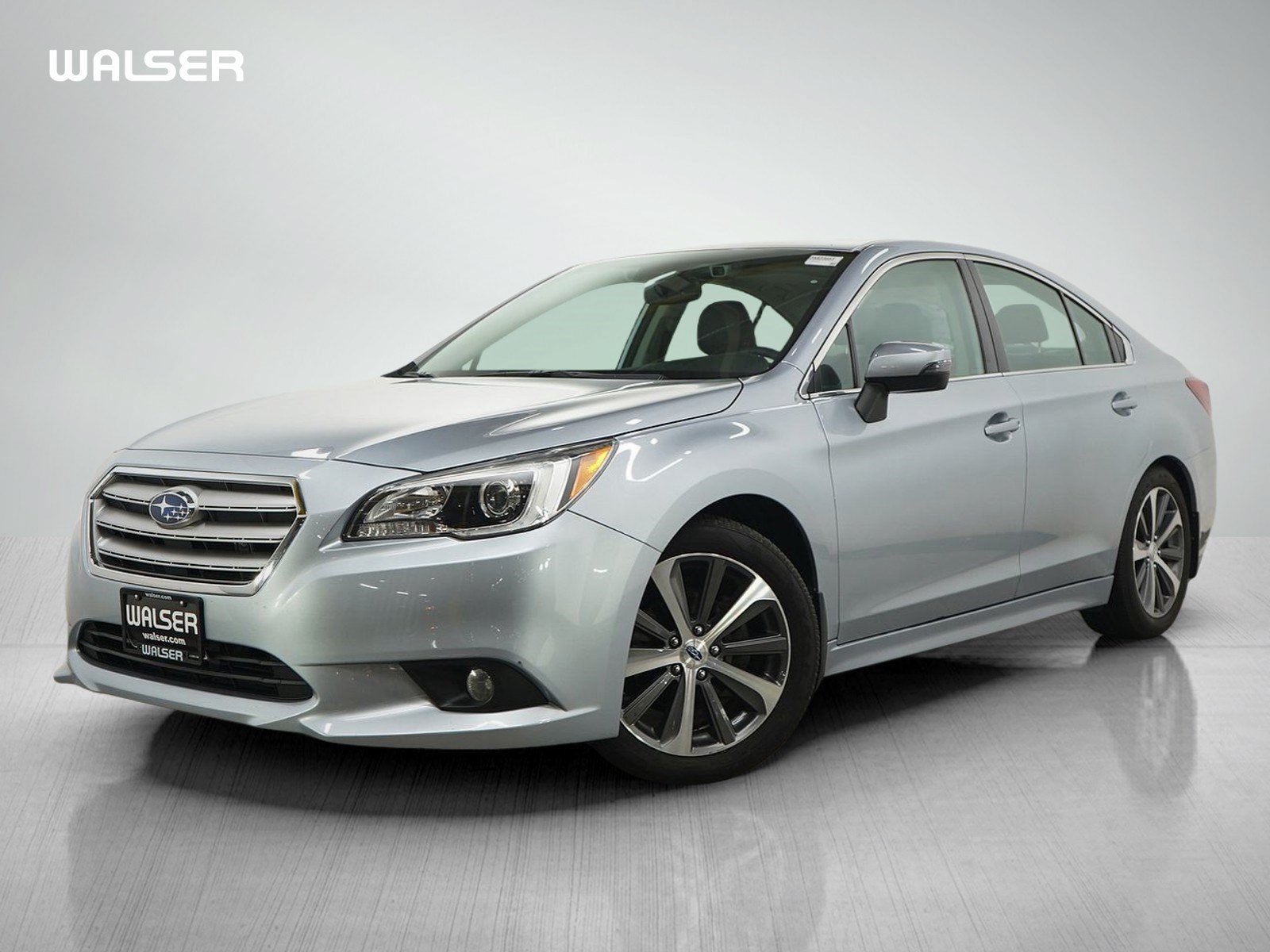 Used 2016 Ice Silver Metallic Subaru 2.5i image 1