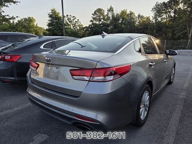 Used 2018 Silver Kia LX image 4