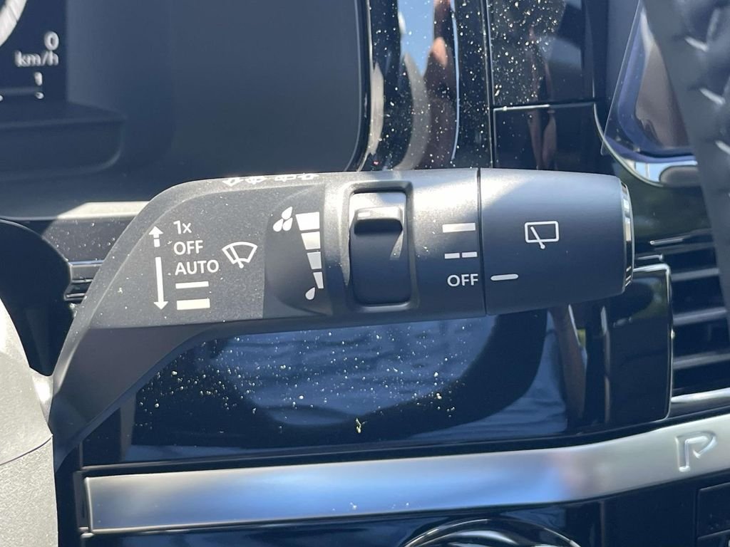 New 2026 Baltic Teal Pearl Nissan Platinum image 26