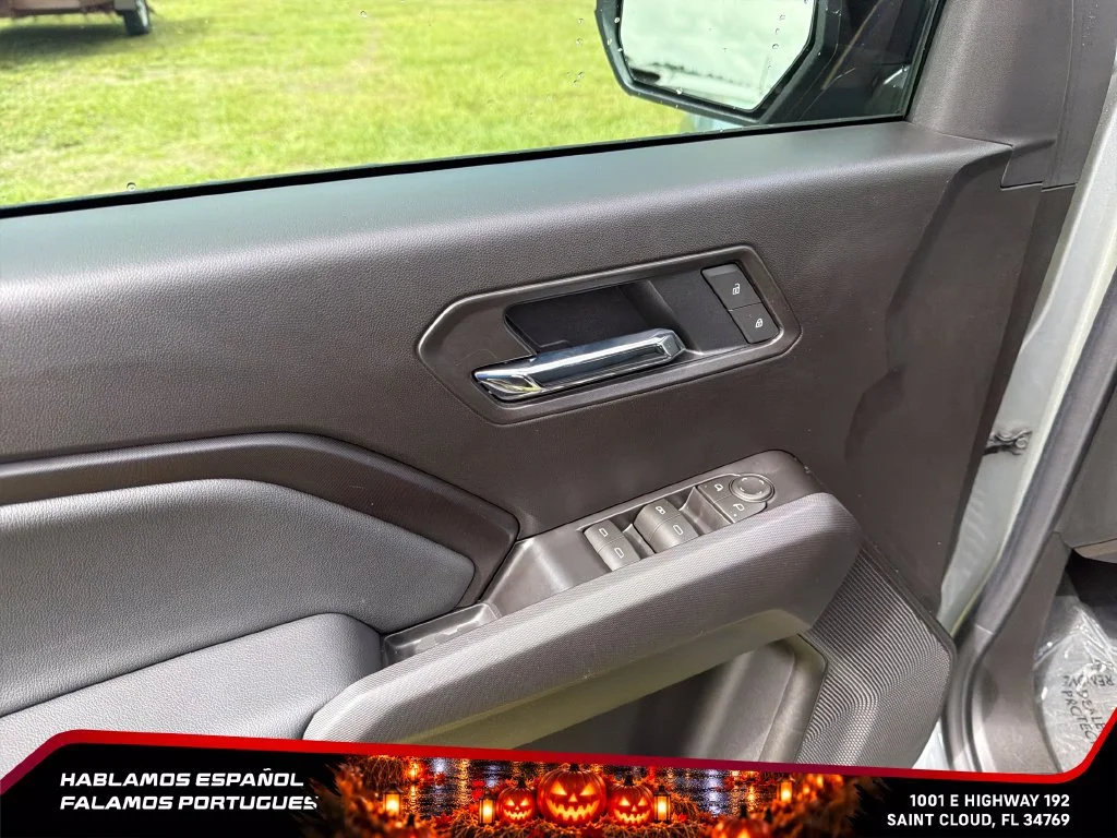 New 2026 Sterling Metallic GMC Elevation image 13